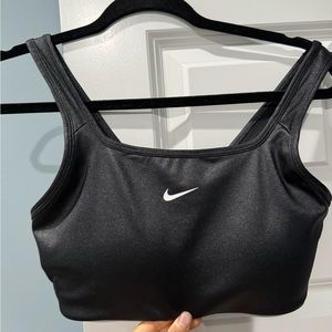 Nike reflective bra size medium